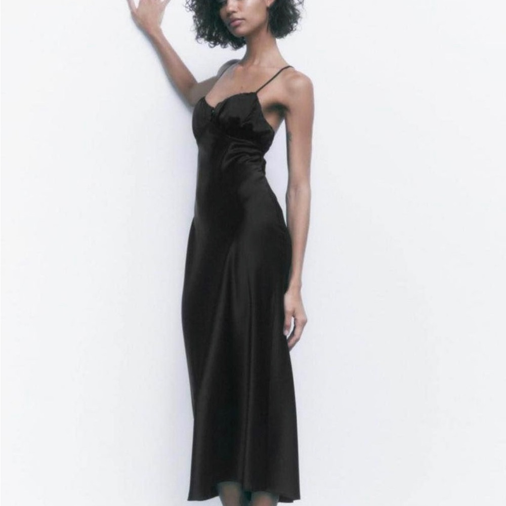 Zara Silk dress - Picture 2 of 4